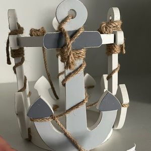 Nautical candle holder